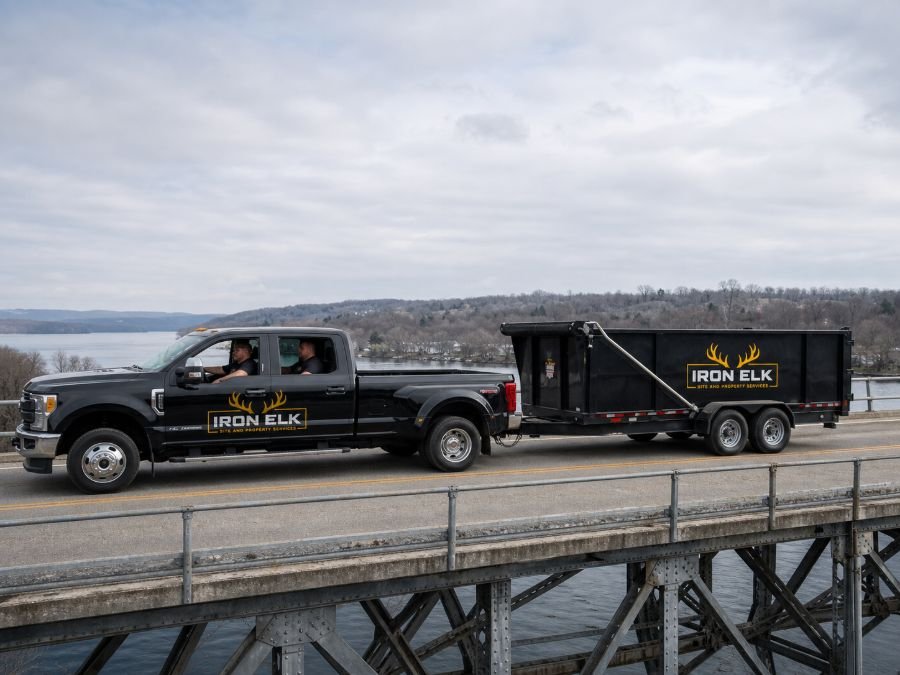 The truck and trailer crossing the Susquehanna bridge.